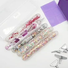 Load image into Gallery viewer, DIY 5D Diamond Stylus Pen Art Dotting Pen Threaded Spotting Pen(Halloween)
