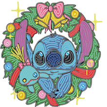 Load image into Gallery viewer, Diamond Painting - Partial Special Shaped - Christmas wreath (30*30CM)
