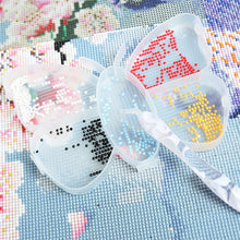 Load image into Gallery viewer, Diamond Painting Pen Accessories Tools Set 20x16x1.7cm (Clear Rollover Disc)
