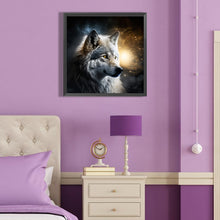 Load image into Gallery viewer, Diamond Painting - Full Round - Dark Night Wolf (40*40CM)
