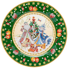 Load image into Gallery viewer, Diamond Painting - Partial Special Shaped - Christmas wreath (30*30CM)
