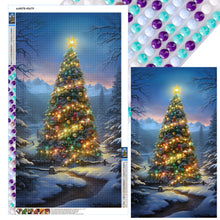 Load image into Gallery viewer, Diamond Painting - Full Round - Christmas tree in the snow (40*70CM)
