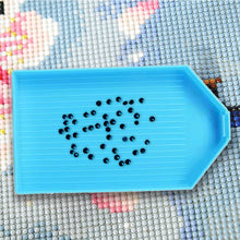 Load image into Gallery viewer, Diamond Painting Art Trays with Divider for Diamond Art DIY Craft (Blue)
