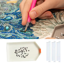 Load image into Gallery viewer, Diamond Painting Art Trays with Divider for Diamond Art DIY Craft (White)
