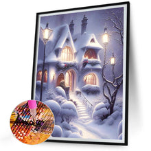 Load image into Gallery viewer, Diamond Painting - Full Round - Snowy night street scene (30*40CM)

