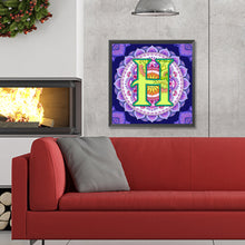 Load image into Gallery viewer, Diamond Painting - Full Round - Mandala letter H (30*30CM)
