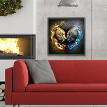 Load image into Gallery viewer, Diamond Painting - Full Round - Confronting leopards (30*30CM)
