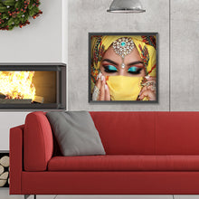 Load image into Gallery viewer, Diamond Painting - Full Round - veiled girl (30*30CM)
