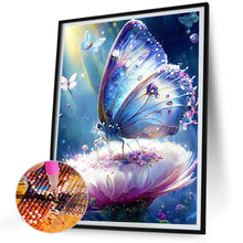 Load image into Gallery viewer, Diamond Painting - Full Round - butterfly on flower (30*40CM)
