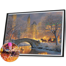 Load image into Gallery viewer, Diamond Painting - Full Square - city winter scene (50*40CM)
