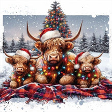 Load image into Gallery viewer, Diamond Painting - Full Round - Christmas yak family (30*30CM)
