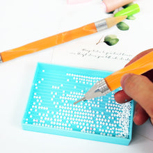 Load image into Gallery viewer, Double-End Manicure Point Drill Pen with Clay Glue Nail Art Tool (Yellow)
