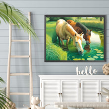 Load image into Gallery viewer, Diamond Painting - Full Round - Drinking water for horses (40*30CM)
