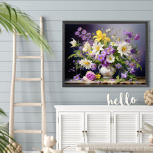 Load image into Gallery viewer, Diamond Painting - Full Round - Bouquet of flowers blooming on the table (40*30CM)
