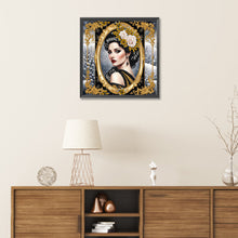 Load image into Gallery viewer, Diamond Painting - Partial Special Shaped - noble lady (30*30CM)

