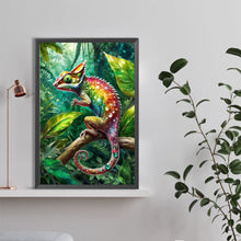 Load image into Gallery viewer, Diamond Painting - Full Round - chameleon on tree (40*60CM)
