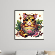 Load image into Gallery viewer, Diamond Painting - Full Round - leopard kitten (30*30CM)
