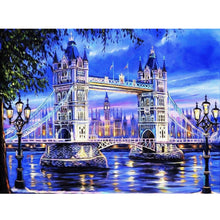 Load image into Gallery viewer, Tower Bridge 40*30CM(Canvas) Round Drill Diamond Painting
