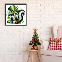 Load image into Gallery viewer, Diamond Painting - Full Round - Lucky skunk and gold coins (30*30CM)
