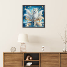 Load image into Gallery viewer, Diamond Painting - Partial Special Shaped - white fox (30*30CM)
