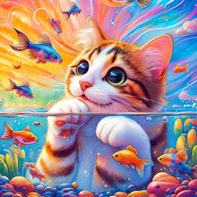 Load image into Gallery viewer, Diamond Painting - Full Round - Goldfish and little orange cat (40*40CM)
