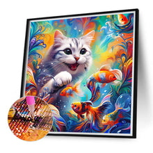 Load image into Gallery viewer, Diamond Painting - Full Round - Goldfish and black and white cat (40*40CM)
