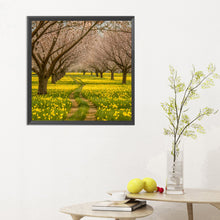 Load image into Gallery viewer, Diamond Painting - Full Round - forest (30*30CM)
