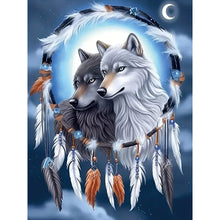 Load image into Gallery viewer, Diamond Painting - Full Round - dreamcatcher wolf (30*40CM)

