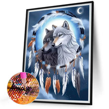 Load image into Gallery viewer, Diamond Painting - Full Round - dreamcatcher wolf (30*40CM)
