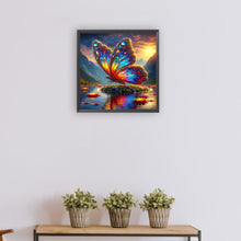 Load image into Gallery viewer, Diamond Painting - Full Round - Giant beautiful butterfly in the middle of the lake (30*30CM)

