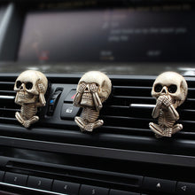 Load image into Gallery viewer, Ghost Head Aromatherapy Set Resin Car Interior Air Outlet Skull Diffuser

