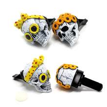 Load image into Gallery viewer, Ghost Head Aromatherapy Set Car Interior Air Vent Skull Smell Diffuser Clip

