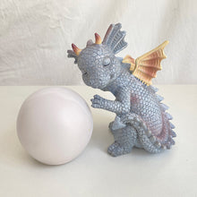 Load image into Gallery viewer, Small Dinosaur Meditation Sculpture Home Desk Dragon Meditated Statue (D)
