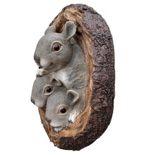 Load image into Gallery viewer, Resin Squirrel Garden Statue Gift Outdoor Decoration Courtyard Accessories
