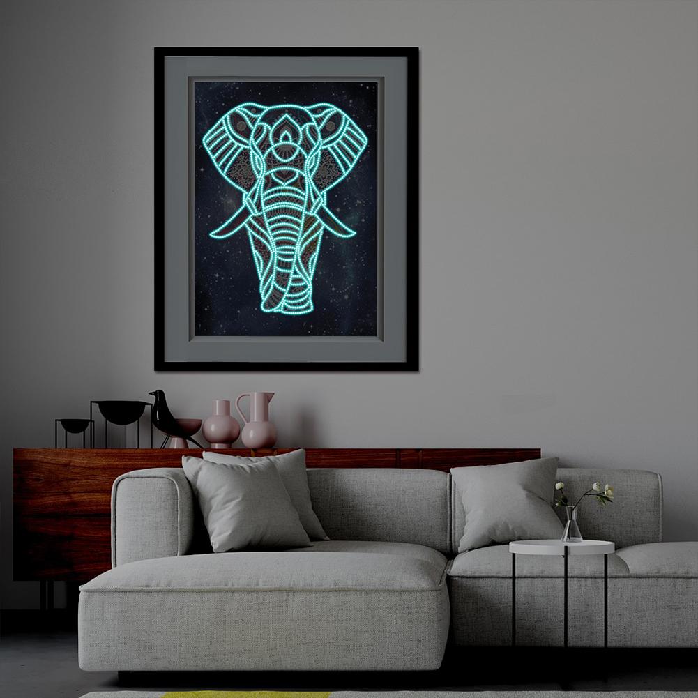 Animal Elephant Luminous 40*30CM(Canvas) Beautiful Special Shaped Drill Diamond Painting