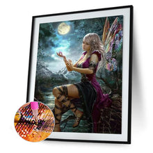 Load image into Gallery viewer, Diamond Painting - Full Square - Girl (30*40cm)
