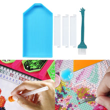 Load image into Gallery viewer, Diamond Painting Plastic Bead Trays with Slot Nail Art Dotting Tool
