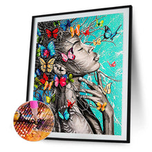 Load image into Gallery viewer, Diamond Painting - Full Round - butterfly woman (30*40CM)
