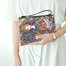 Load image into Gallery viewer, Diamond Painting Clutch DIY Special Shaped Drill PU Leather Handbag (AA960)
