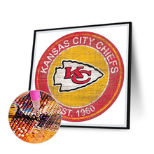 Load image into Gallery viewer, Diamond Painting - Full Round - kansas city chiefs football team (30*30CM)
