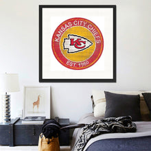 Load image into Gallery viewer, Diamond Painting - Full Round - kansas city chiefs football team (30*30CM)
