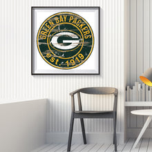 Load image into Gallery viewer, Diamond Painting - Full Round - green bay packers football team (30*30CM)
