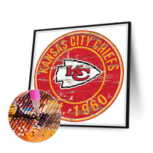 Load image into Gallery viewer, Diamond Painting - Full Round - kansas city chiefs football team (30*30CM)
