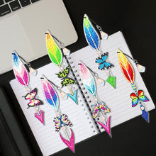 Load image into Gallery viewer, 6pcs DIY Feather Diamond Painting Bookmarks with Crystal Pendant (SQ206)
