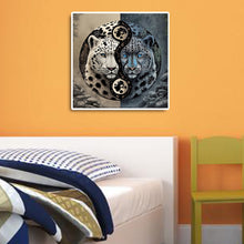 Load image into Gallery viewer, Diamond Painting - Full Round - Tai Chi Leopard Painting (30*30CM)
