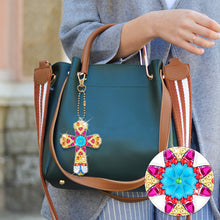 Load image into Gallery viewer, 6pcs Diamond Painting Keychains Kit Handmade DIY Hanging Ornament (YSK127)
