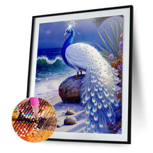 Load image into Gallery viewer, Diamond Painting - Full Round - gorgeous peacock (30*40CM)

