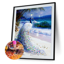 Load image into Gallery viewer, Diamond Painting - Full Round - gorgeous peacock (30*40CM)
