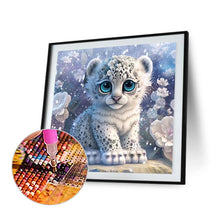 Load image into Gallery viewer, Diamond Painting - Full Round - jeweled little white tiger (30*30CM)
