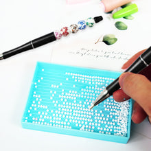 Load image into Gallery viewer, Diamond Painting Pen Ceramics Point Drill Pen DIY Craft Nail Art Diamond Art Pen
